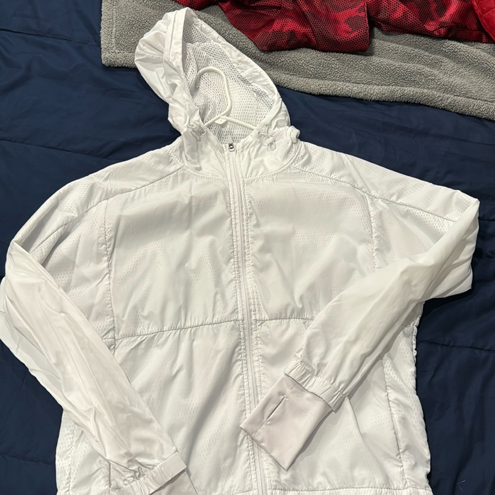 Zyia white hi bet jacket. Never worn. Size medium.